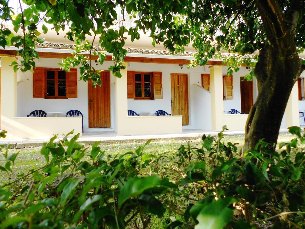 Anemona Studios ปาเลโอกัสไตรซา ภายนอก รูปภาพ