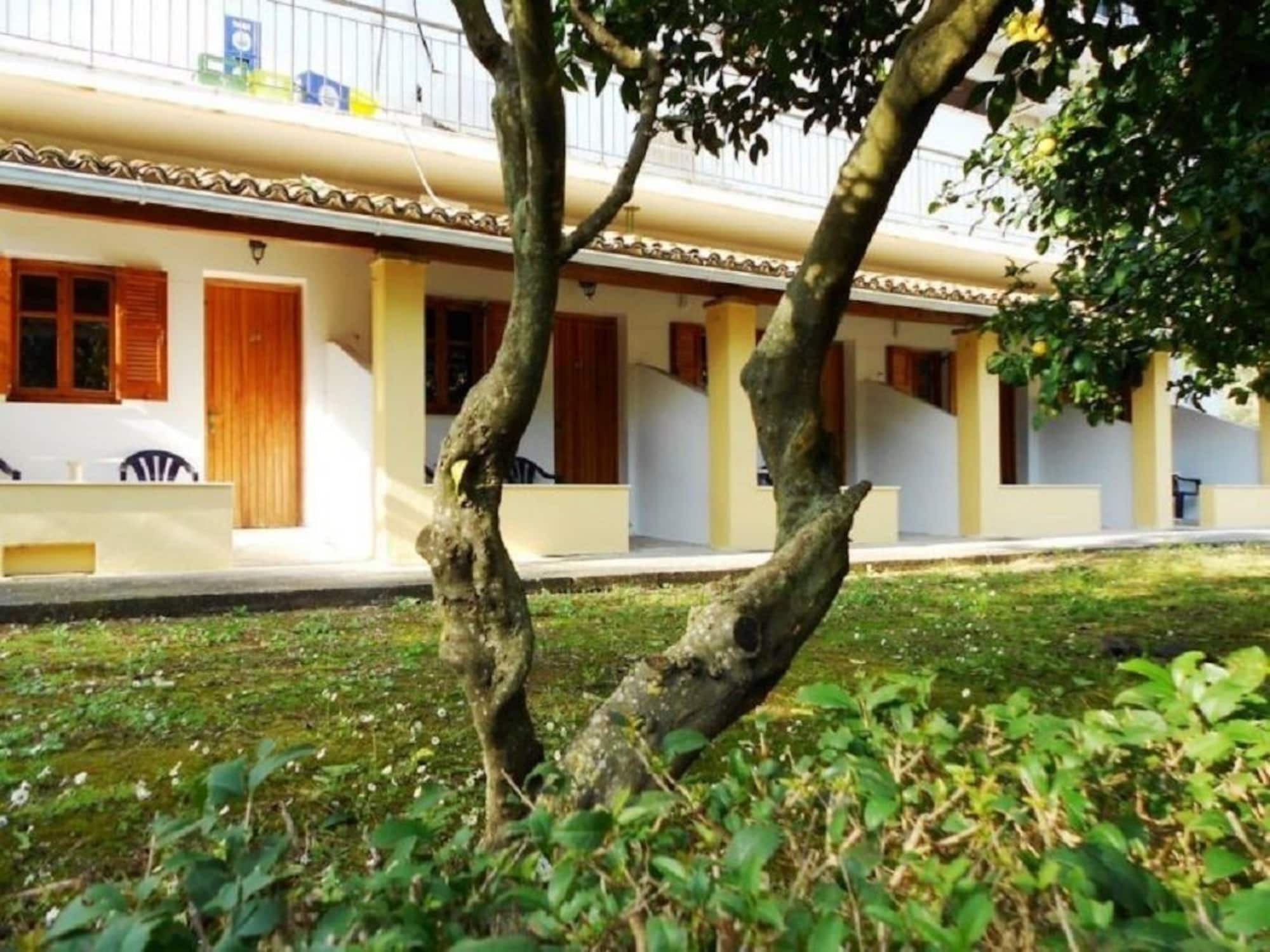Anemona Studios ปาเลโอกัสไตรซา ภายนอก รูปภาพ